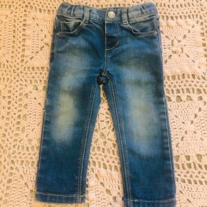 Zara Baby Denim Stretch Jeans 
9-11 months Unisex 
Great condition